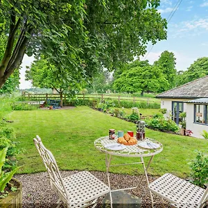 Holiday home 2 Bed In Richmond 94752, Forcett