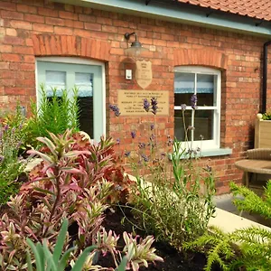 Country house Towers, Carlton (Goole)
